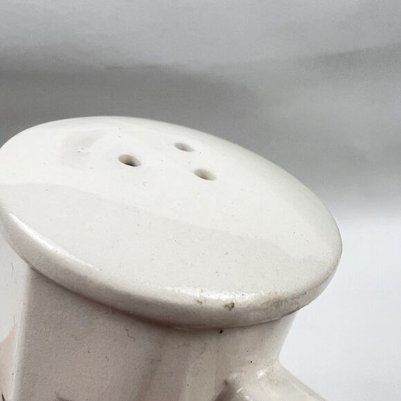 HOLLY HOBBIE Salt & Pepper Shakers Set VTG 70s Ceramic Collectible Handles - Picture 5 of 9